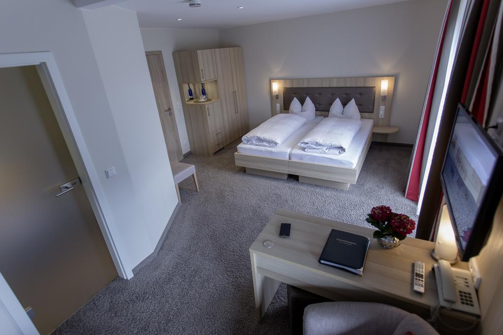 Hotel-Restaurant Birkenhof Bad Soden-Salmünster Zewnętrze zdjęcie